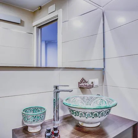 Living Costa Blanca - By Mhogar Daire