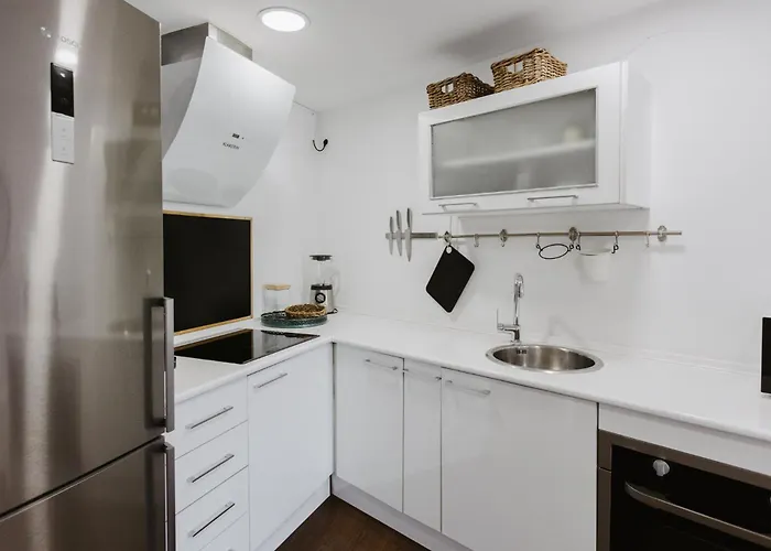 Living Costa Blanca - By Mhogar * קלפה