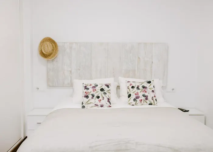 Living Costa Blanca - By Mhogar * Calpe